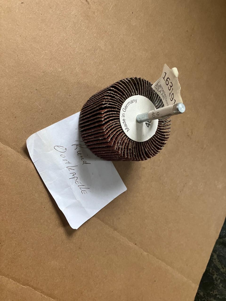 Tyrolit lamellenborstel