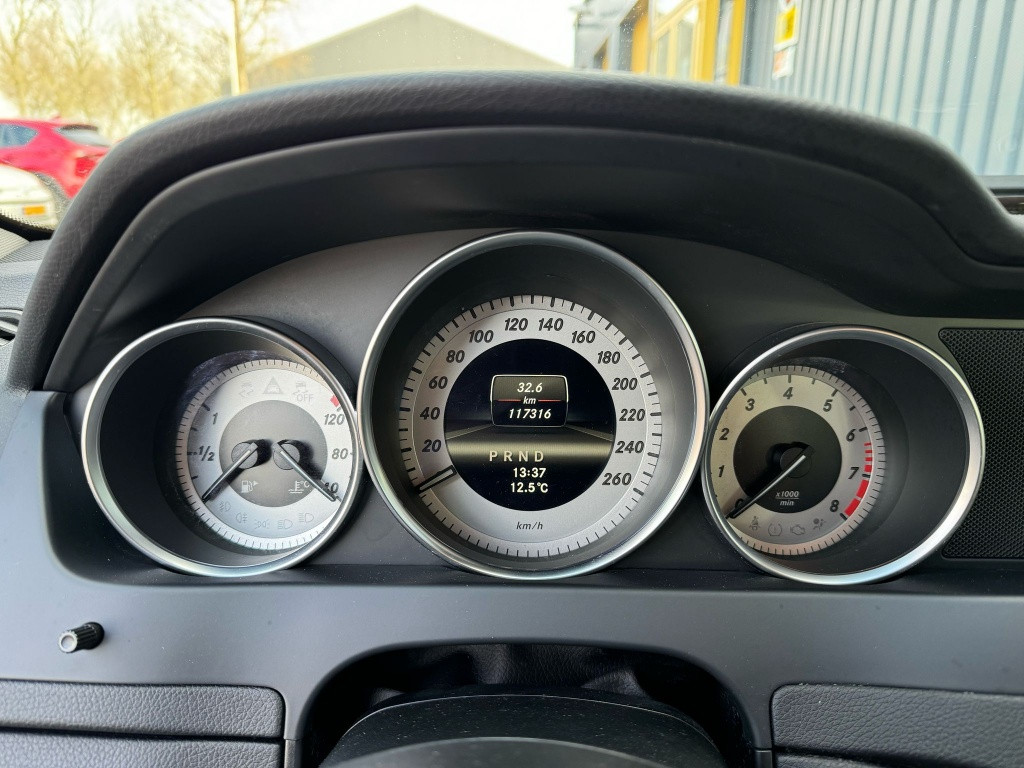 Mercedes-Benz C-Klasse 180 amb. avantgarde