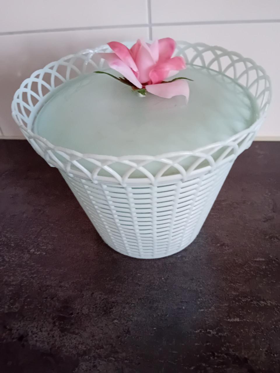 70 jaren krulspeldenmandje