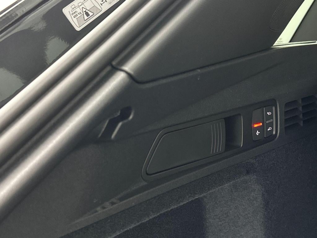 Audi Q5 s edition competition e-hybrid 270 kw / 367 pk suv