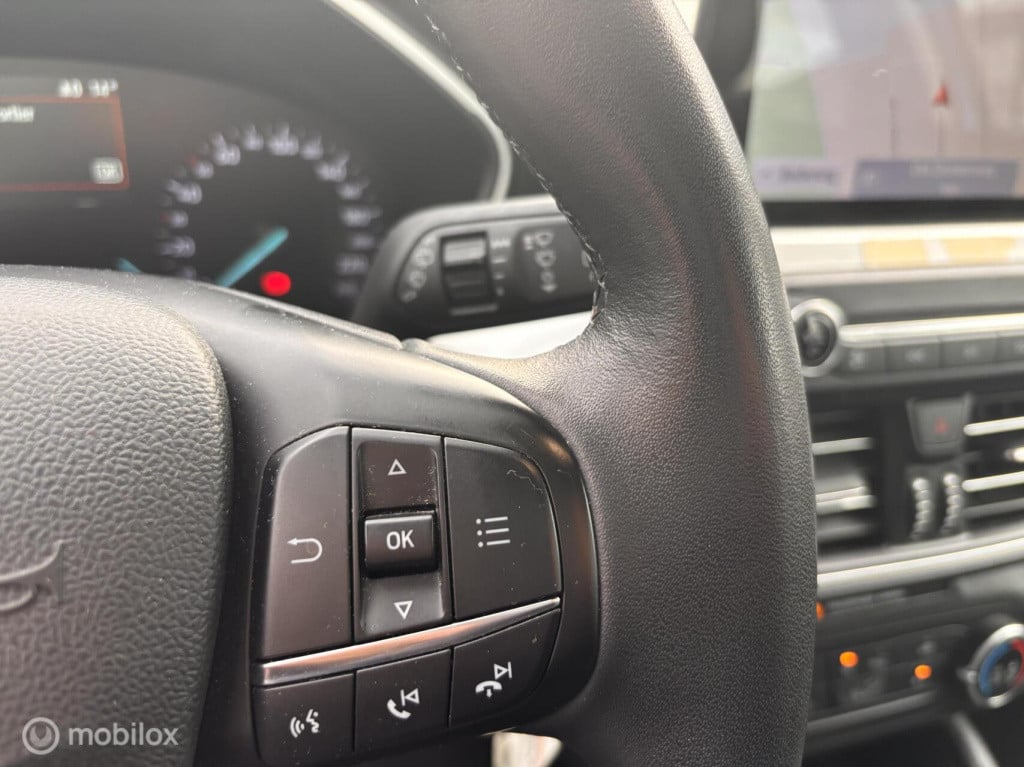 Ford Focus wagon 1.0 ecoboost trend edition business