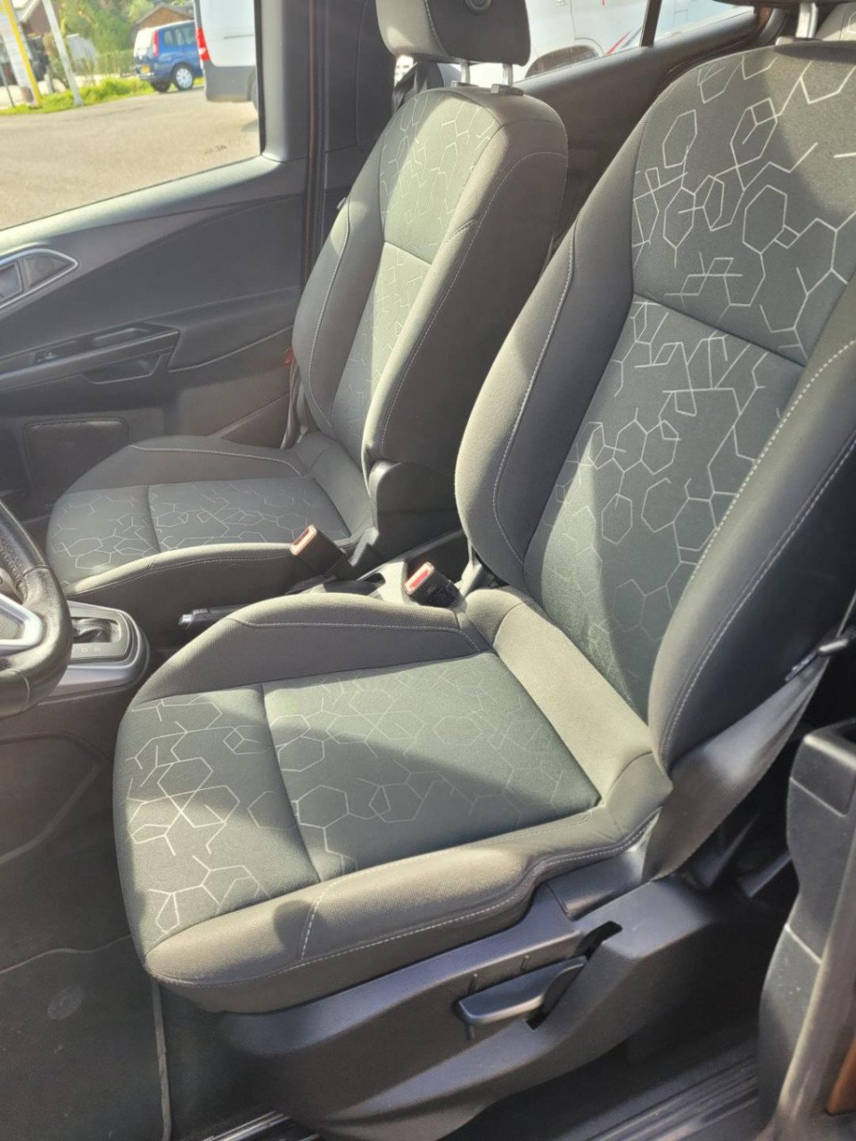 Ford B-max 1,6ti-vct trend automaat