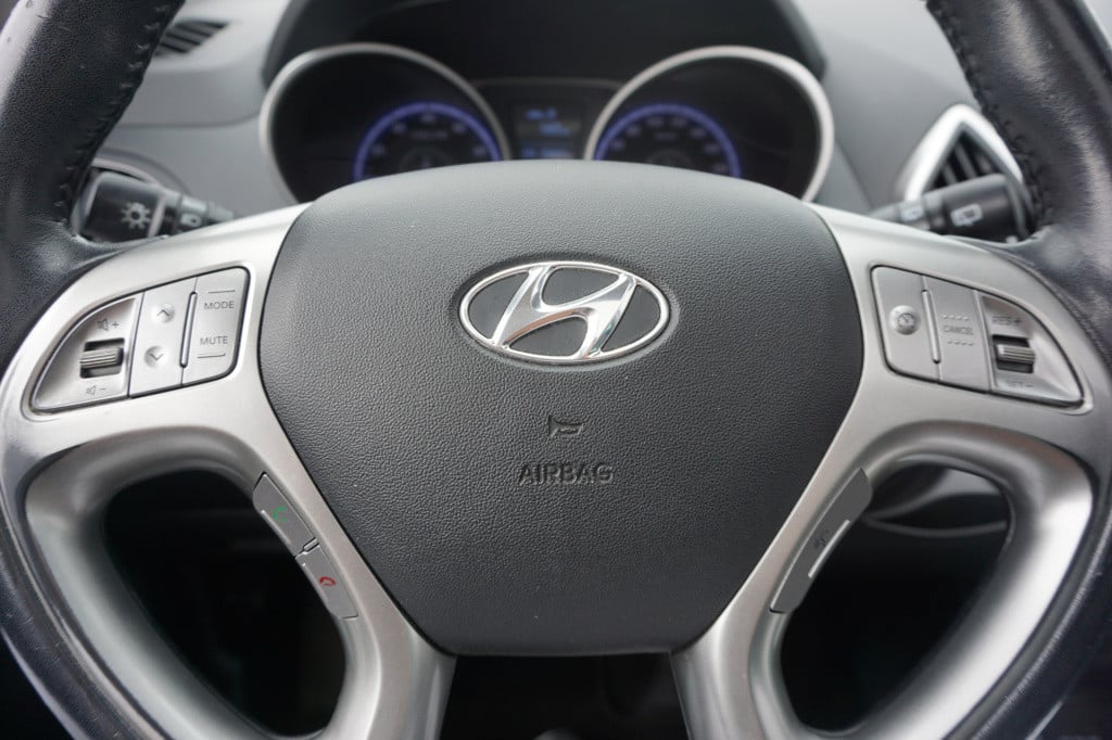 Hyundai Ix35 2.0i i-catcher 1e eigenaar - airco / cruise / navi / camera / 