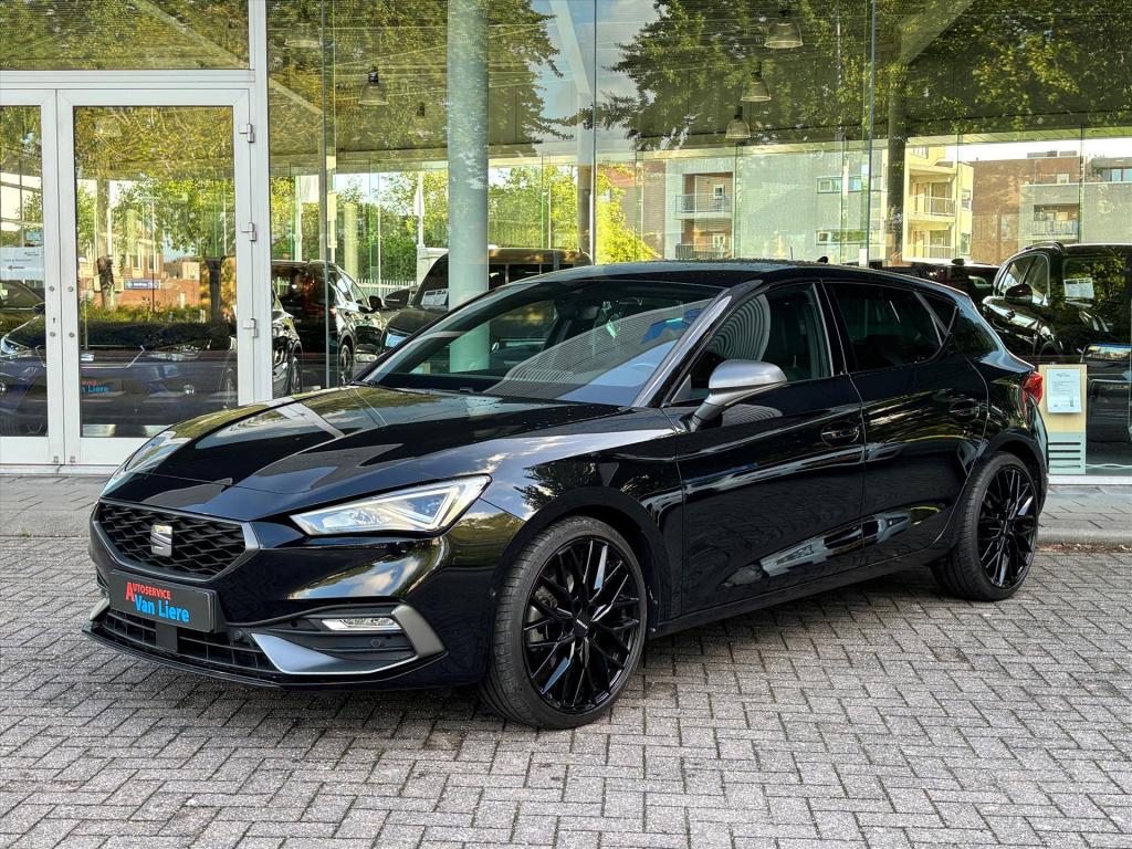 Seat Leon 1.5 etsi 150pk dsg-7 fr launch edition|nl auto|stoel-stuurverwarm