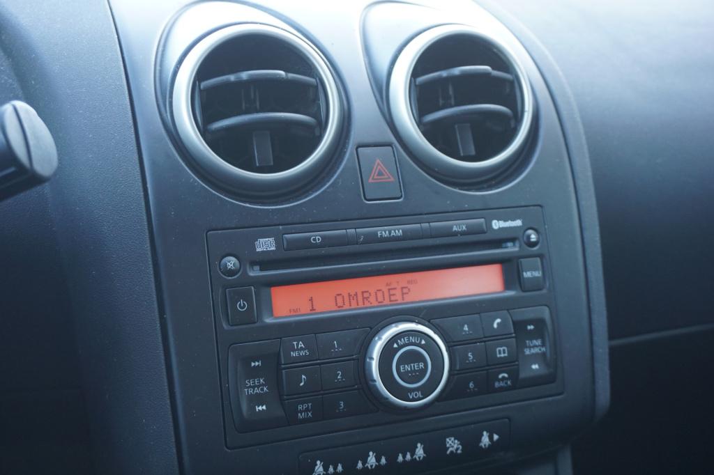 Nissan Qashqai 1.6 visia airco / cruise / elektr. ramen / trekhaak / lm vel