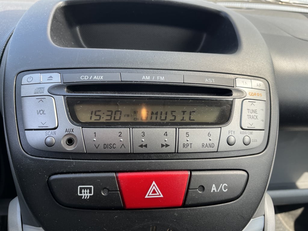 Toyota Aygo 1.0-12v cool 50 dkm