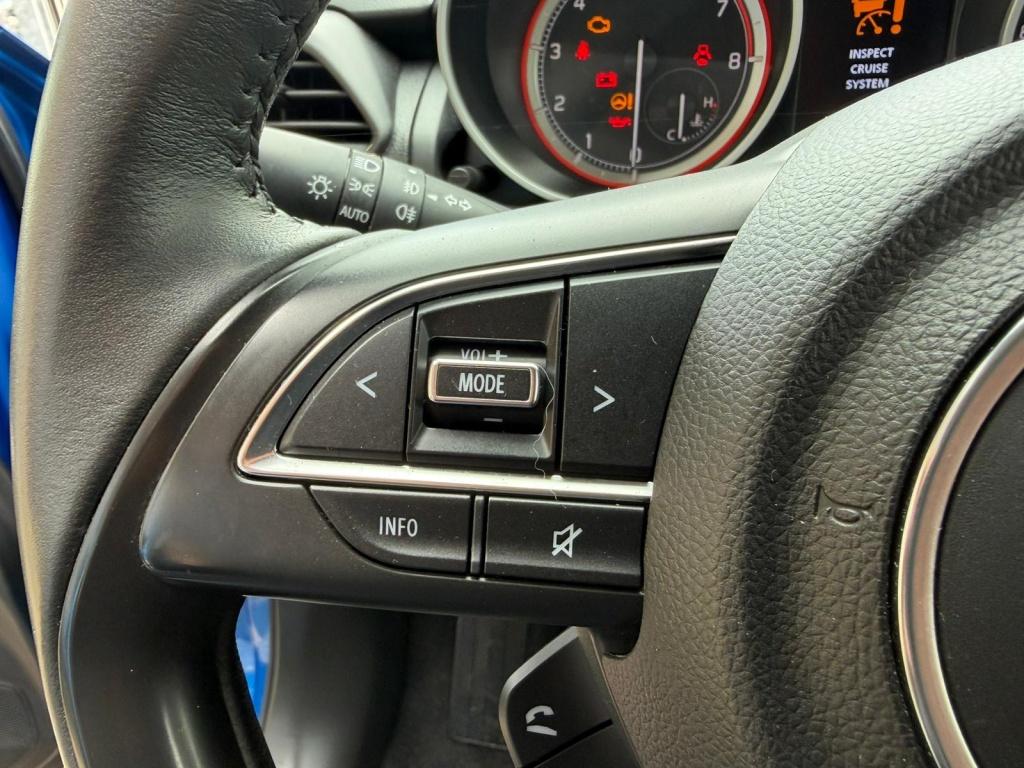 Suzuki Swift 1.2 style smart hybr