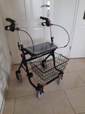 Rollator (in goede nette staat )