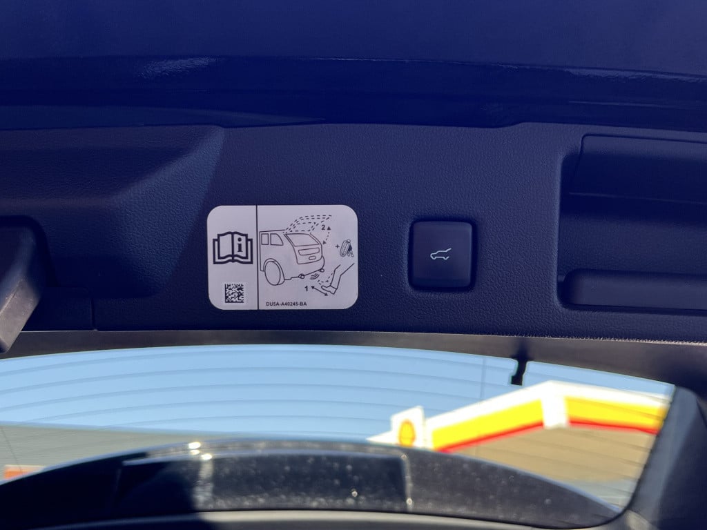 Ford Kuga 2.5 phev st-line x | camera | trekhaak | stoel/ stuur verwarming 