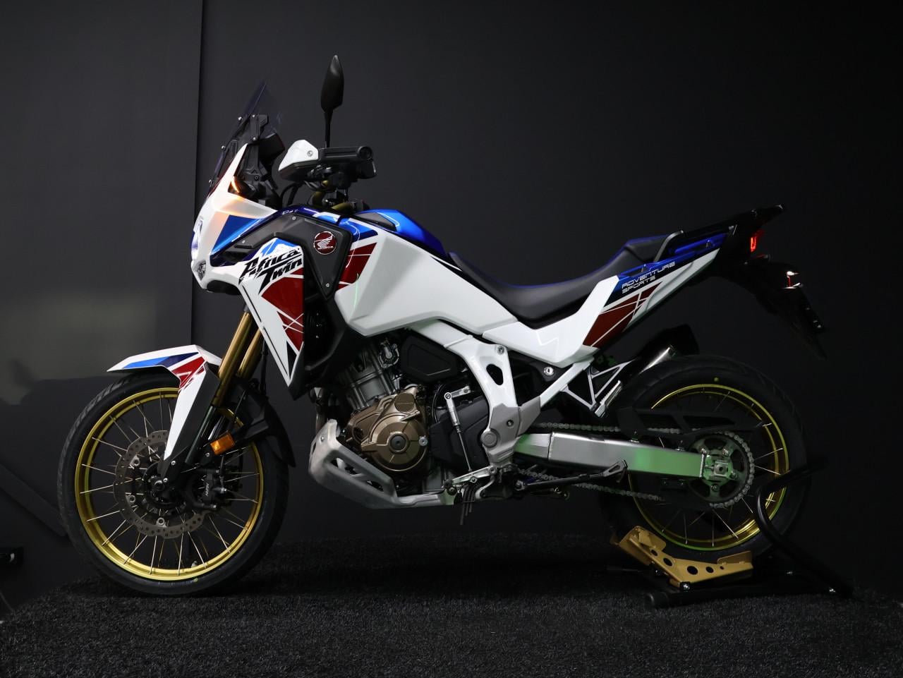 CRF 1100 L AFRICA TWIN ADVENTURE SPORTS