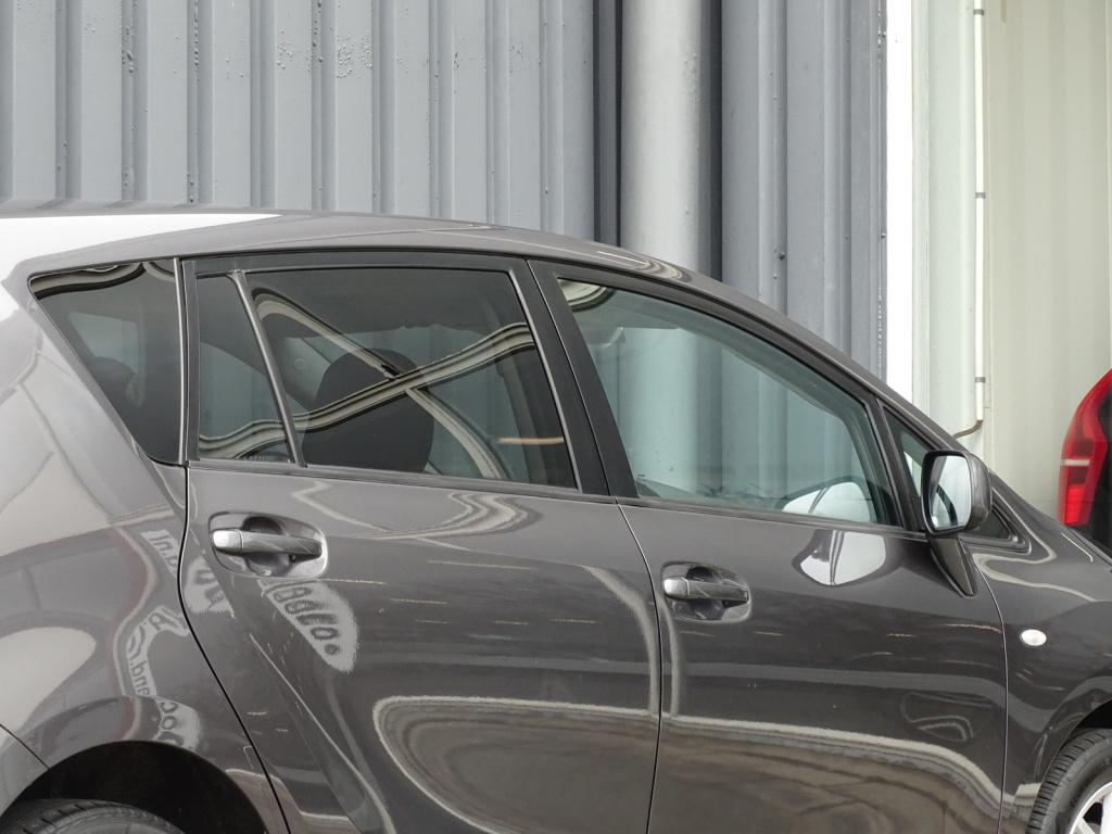 Toyota Corolla Verso 1.8 vvt-i business 7p. | 7-persoons | navi | pdc | tre