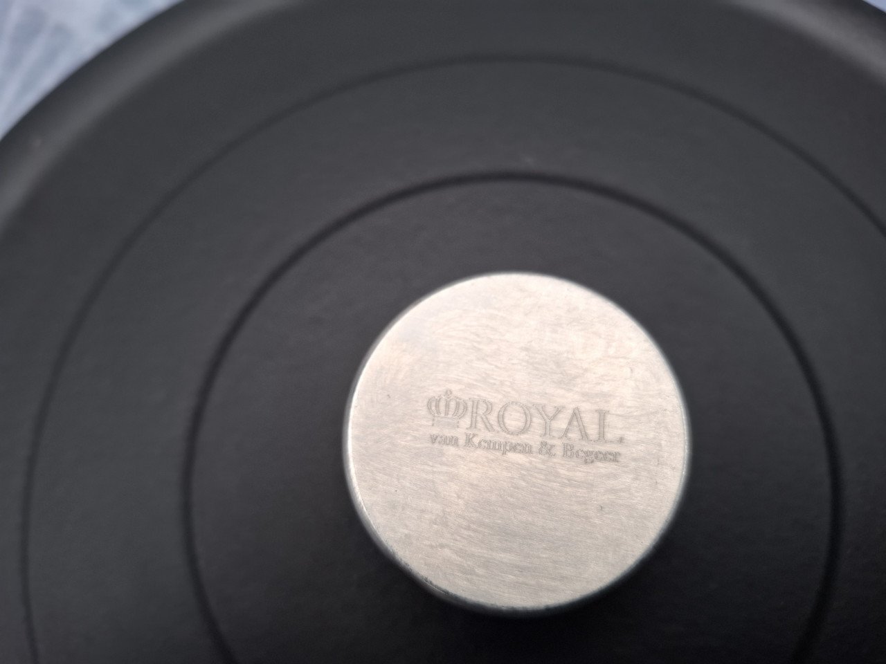 Royal van Kempen & Begeer lage braadpan met deksel.