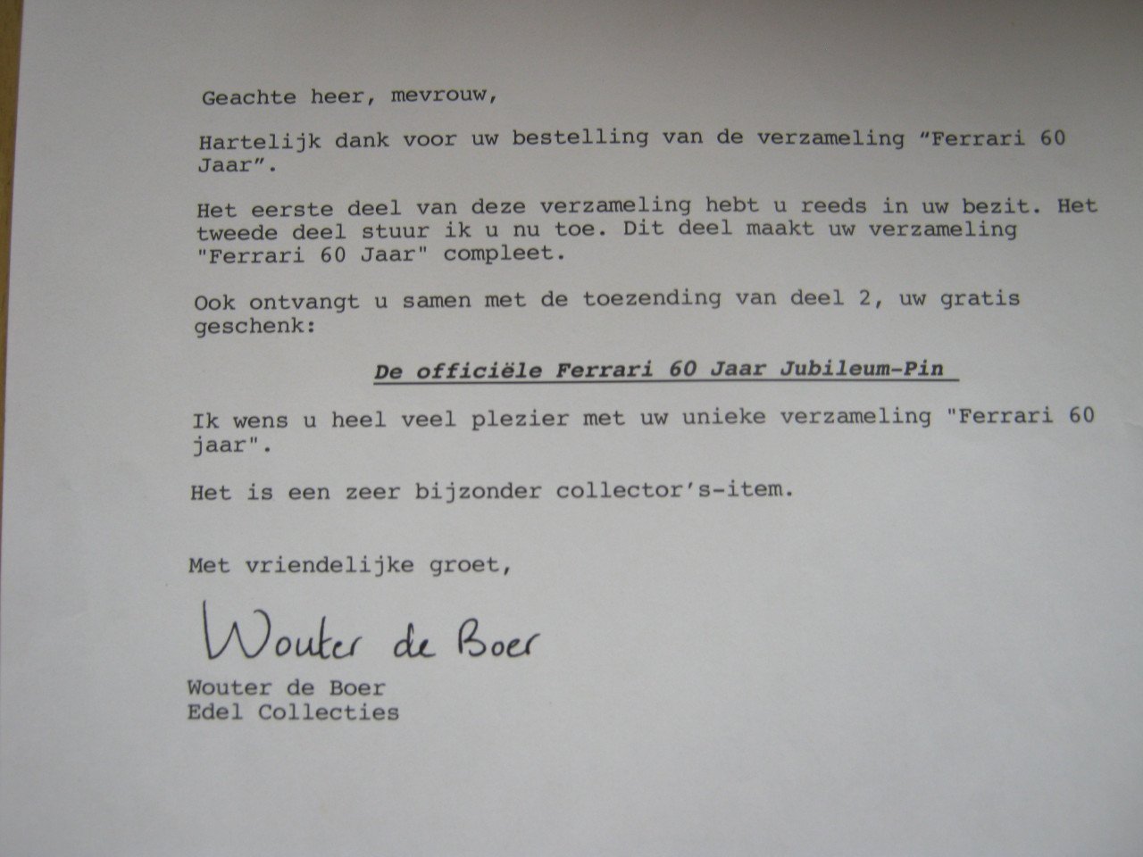 6 boeken met postzegels.