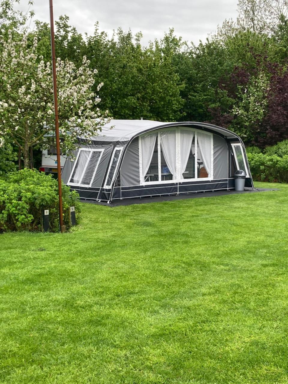 Dorema Onyx 270 voortent