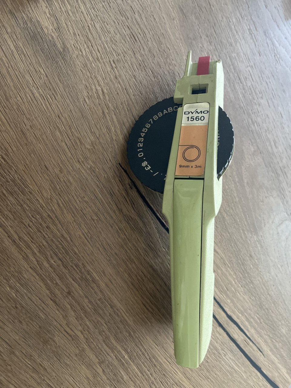 Oude labeltang