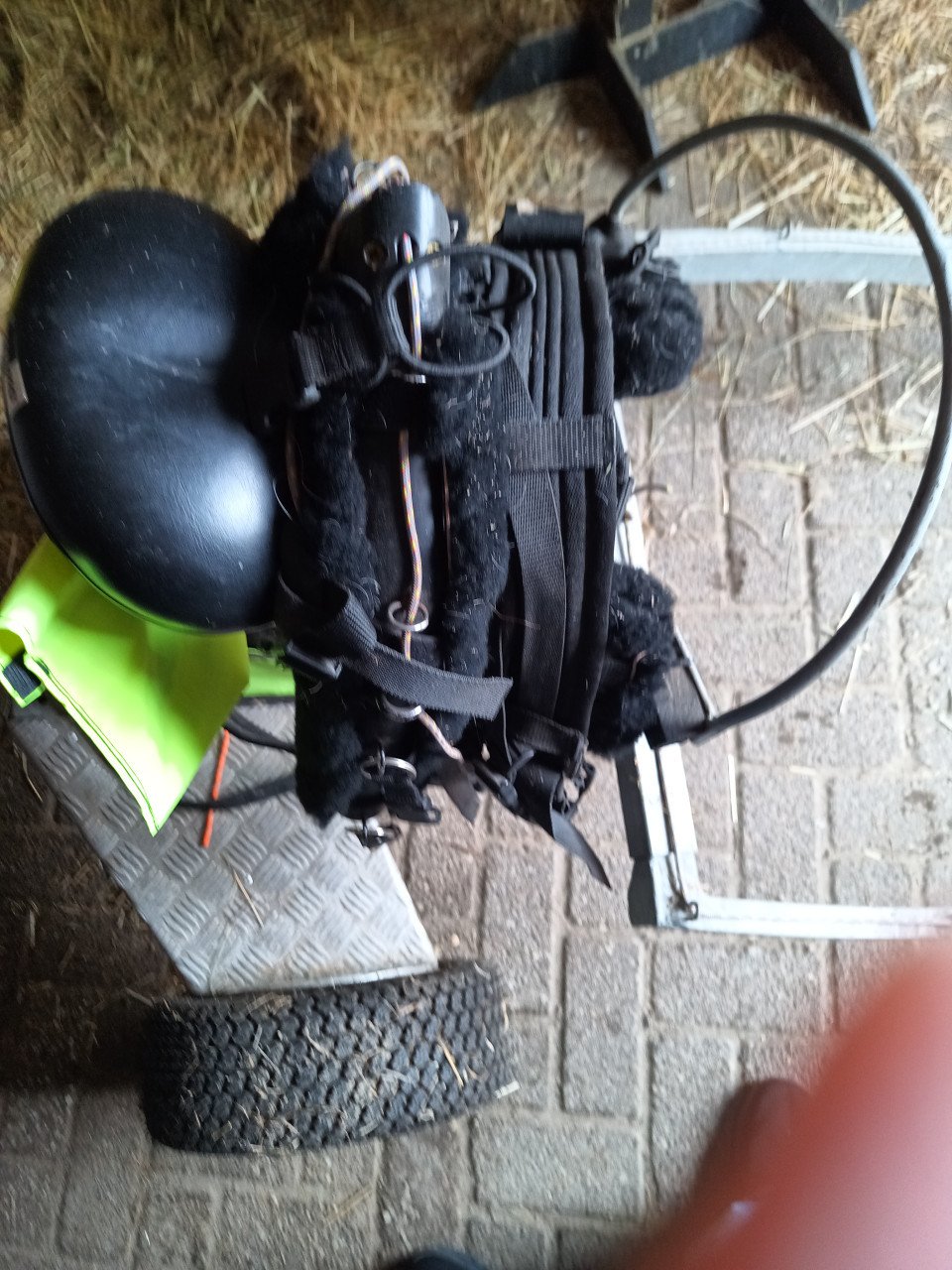 Saddle Chariot BB