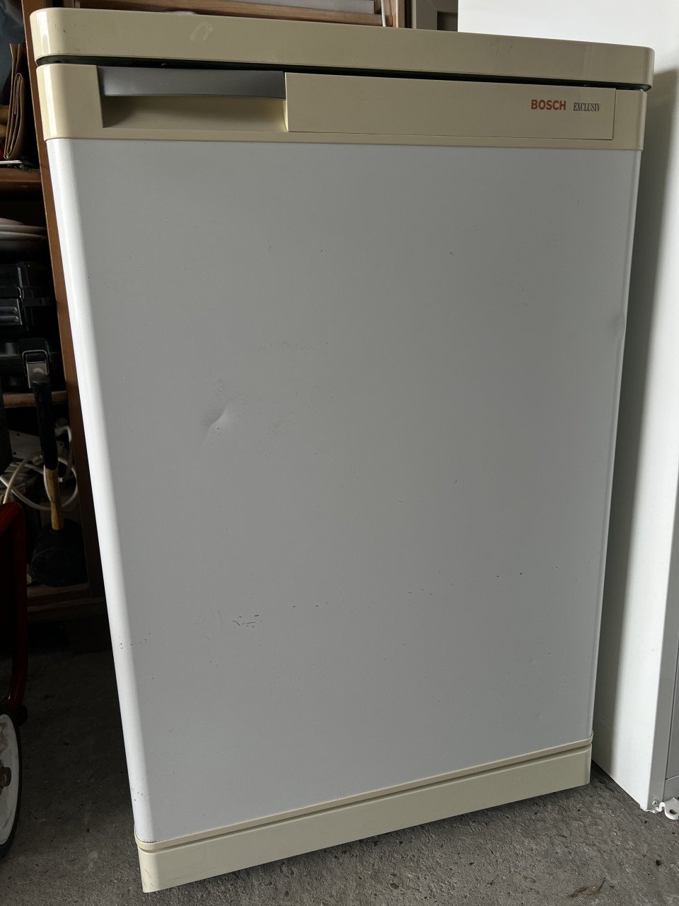 Bosch tafelmodel koelkast met vriesvak 85x55 cm.