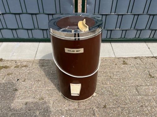 4 Centrifuges