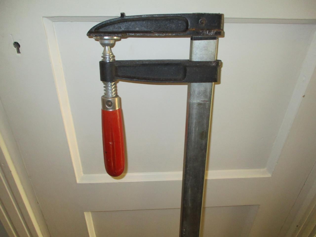 Te koop zeer grote lijmklem