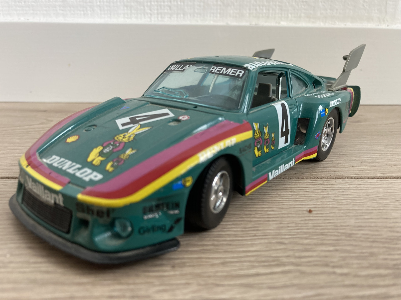 8x Revell 1:24 en Bburago