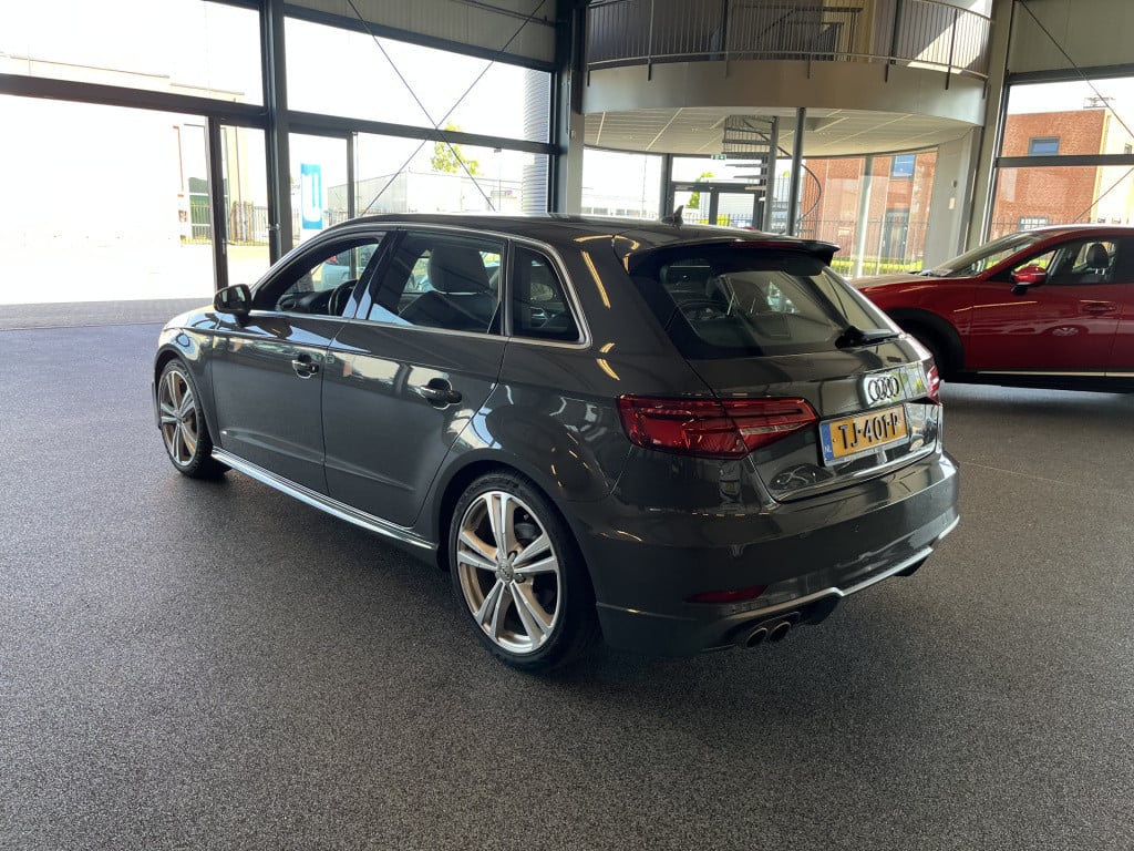 Audi A3 sportback 1.5 tfsi cod sport s line edition