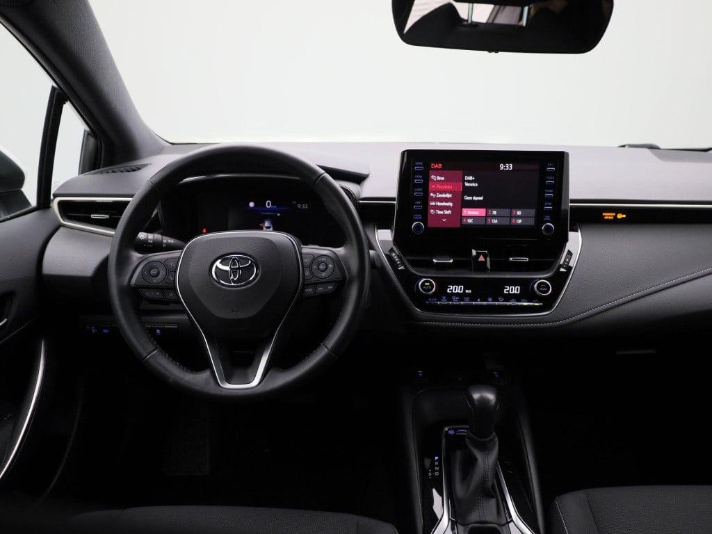 Toyota Corolla 2.0 hybrid dynamic | automaat | lmv | cruise control | stoel
