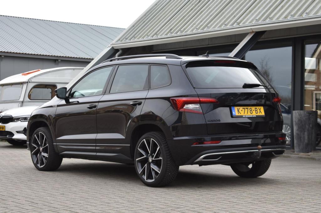 Skoda Karoq 1.5 tsi act sportline | mj21 | trekhaak | camera | virtual | na