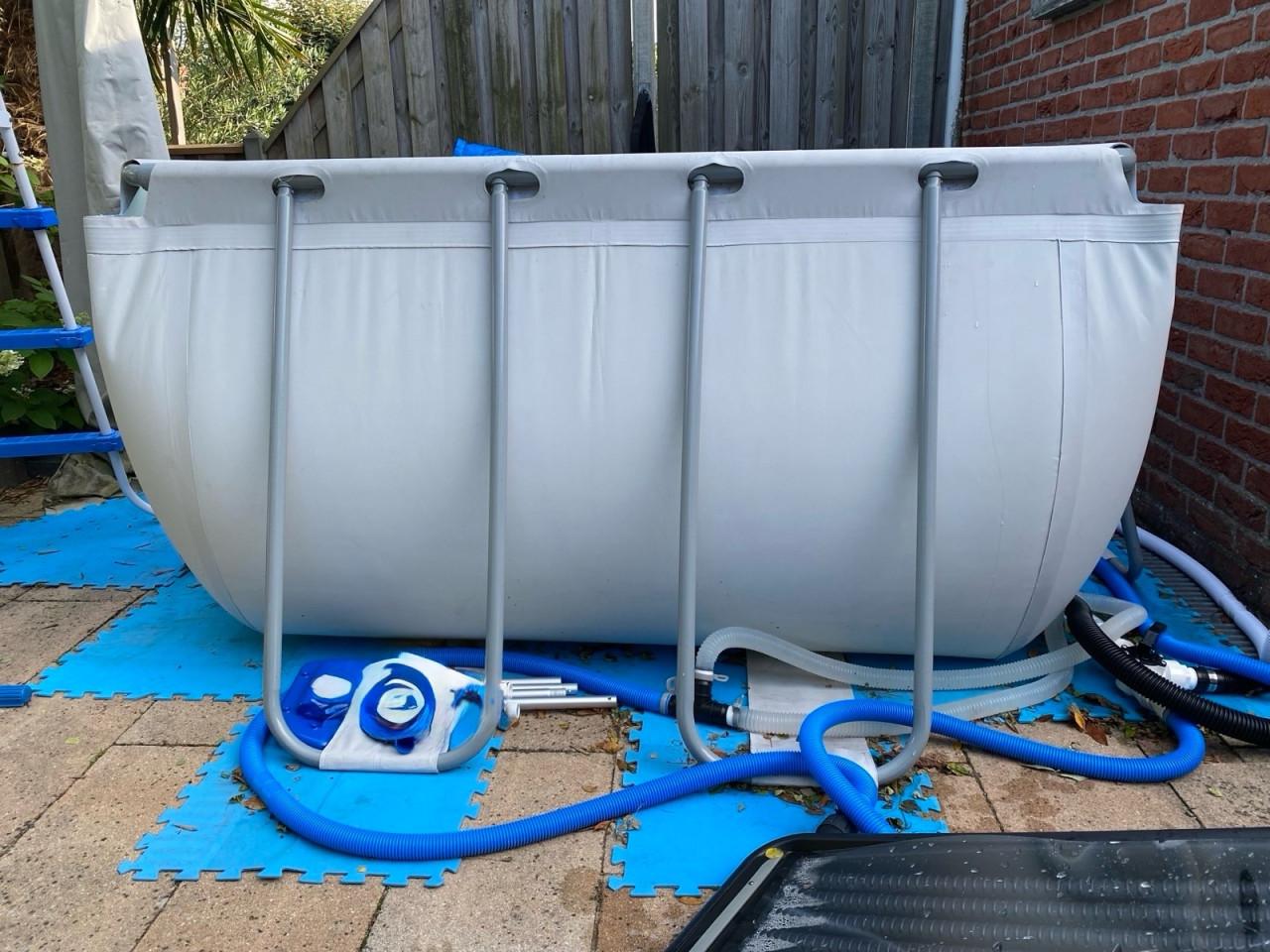 Bestway opbouwzwembad 2 x 3m met Waterland zandfilterpomp en zonnepaneel