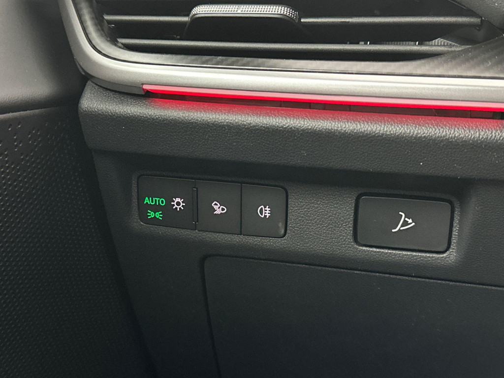 Skoda Elroq sportline elektromotor 210 kw / 286 pk suv elektri