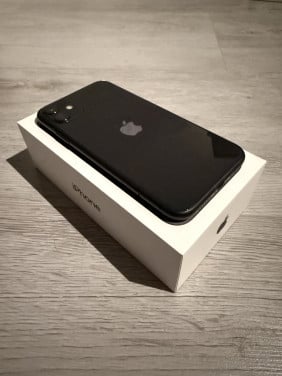 Iphone 11, zwart, 64GB