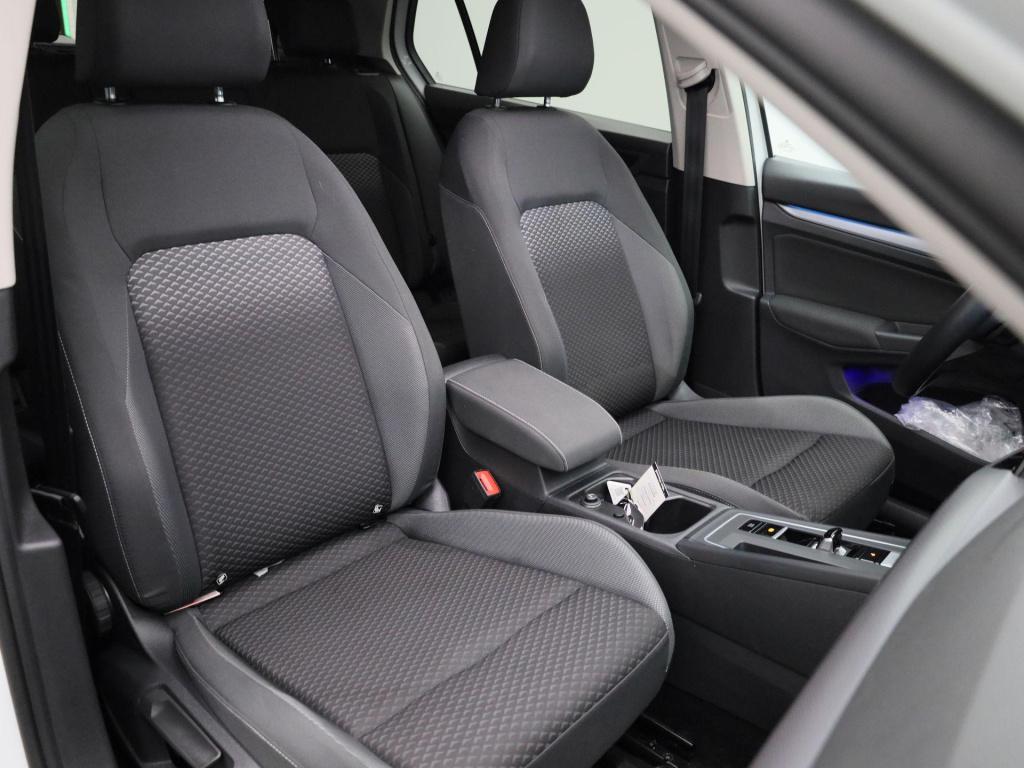 Volkswagen Golf 1.0 etsi life | automaat | panorama dak | virtual cockpit |