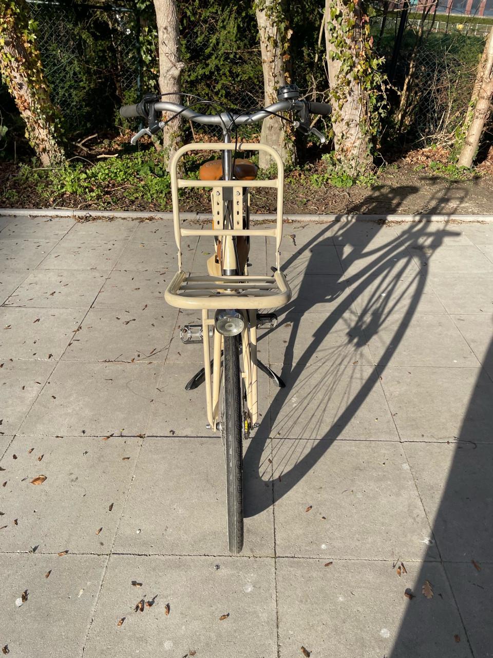 Damesfiets/ transportfiets.