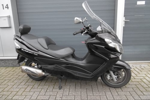 Suzuki AN400 Burgman uit 2013 met ABS, nette motorscooter, rijklaar €2795,-