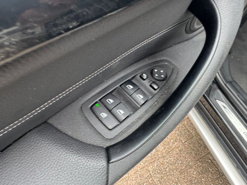 BMW X1 sdrive20i high executive