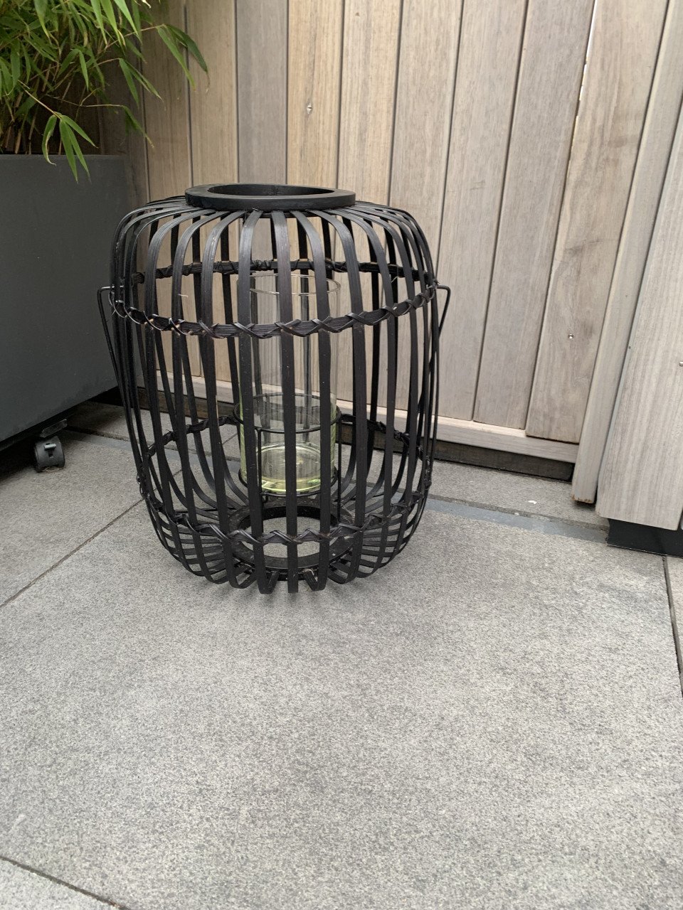 Windlicht met glazen kaarsen houder