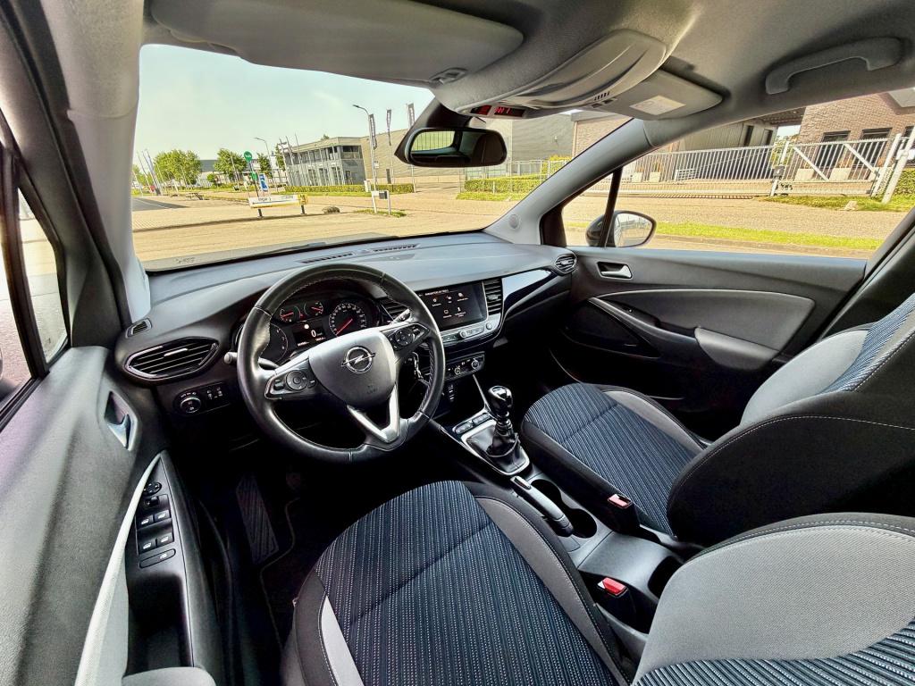 Opel Crossland X 1.2 turbo 120 jaar edition navi ecc cruise