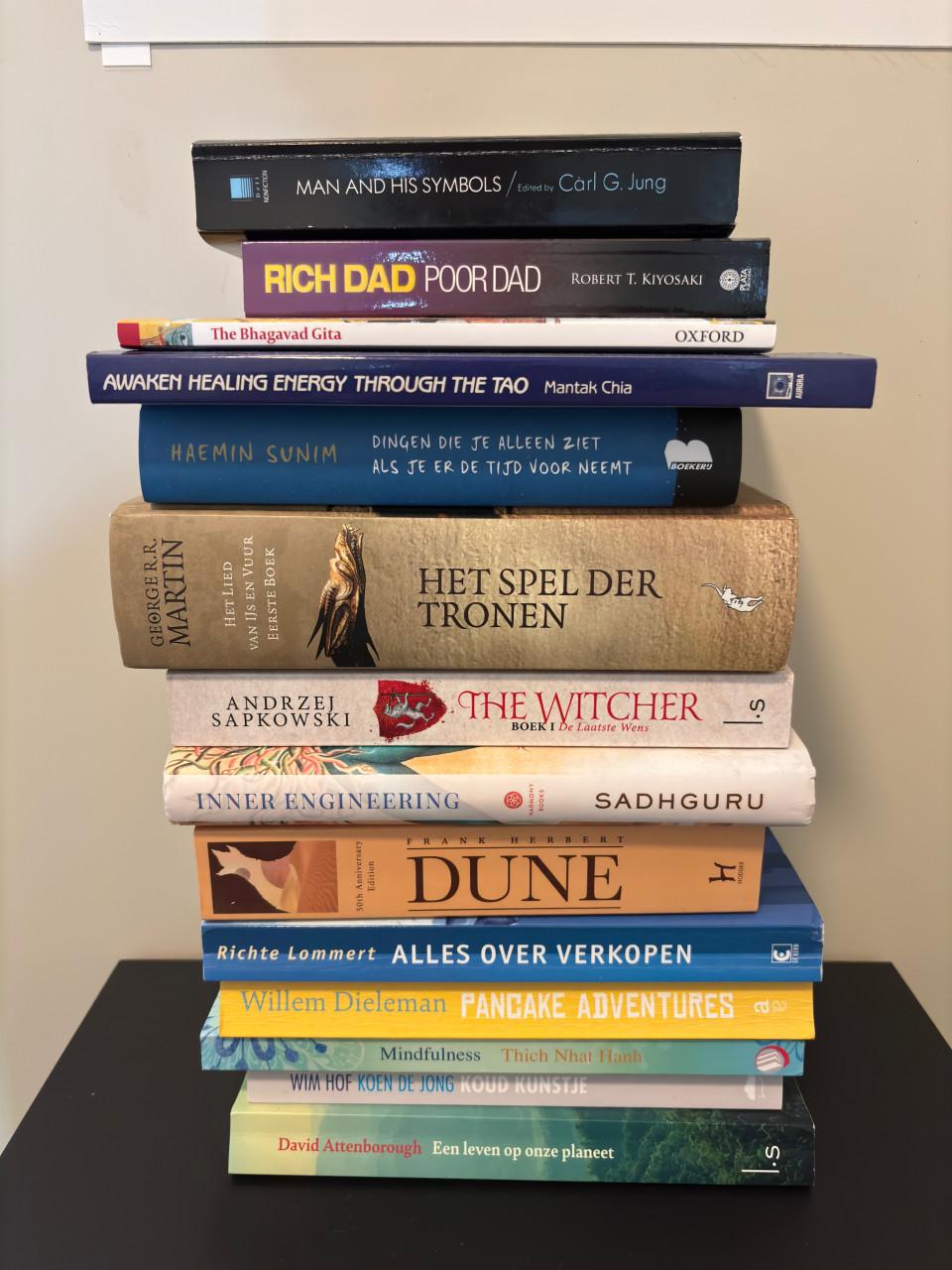 Boekenpakket spiritualiteit, fantasy & zelfontwikkeling enz.