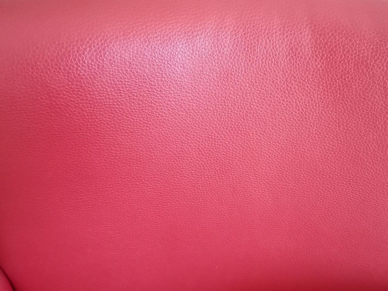 Leuk rood stoeltje