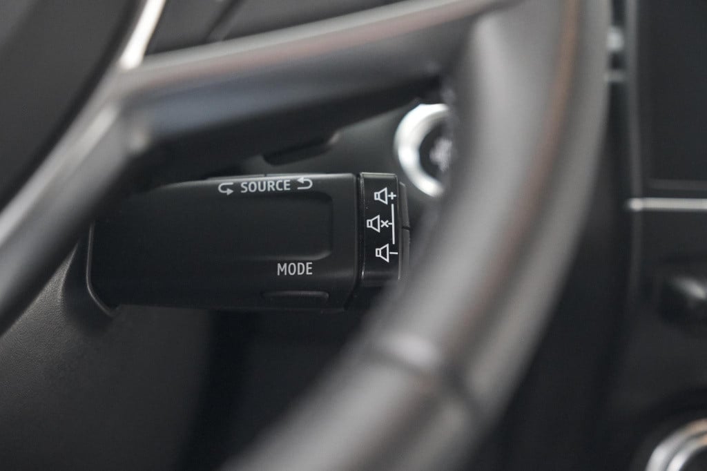 Renault Captur mild hybrid 140 edc techno | camera | navigatie | apple carp