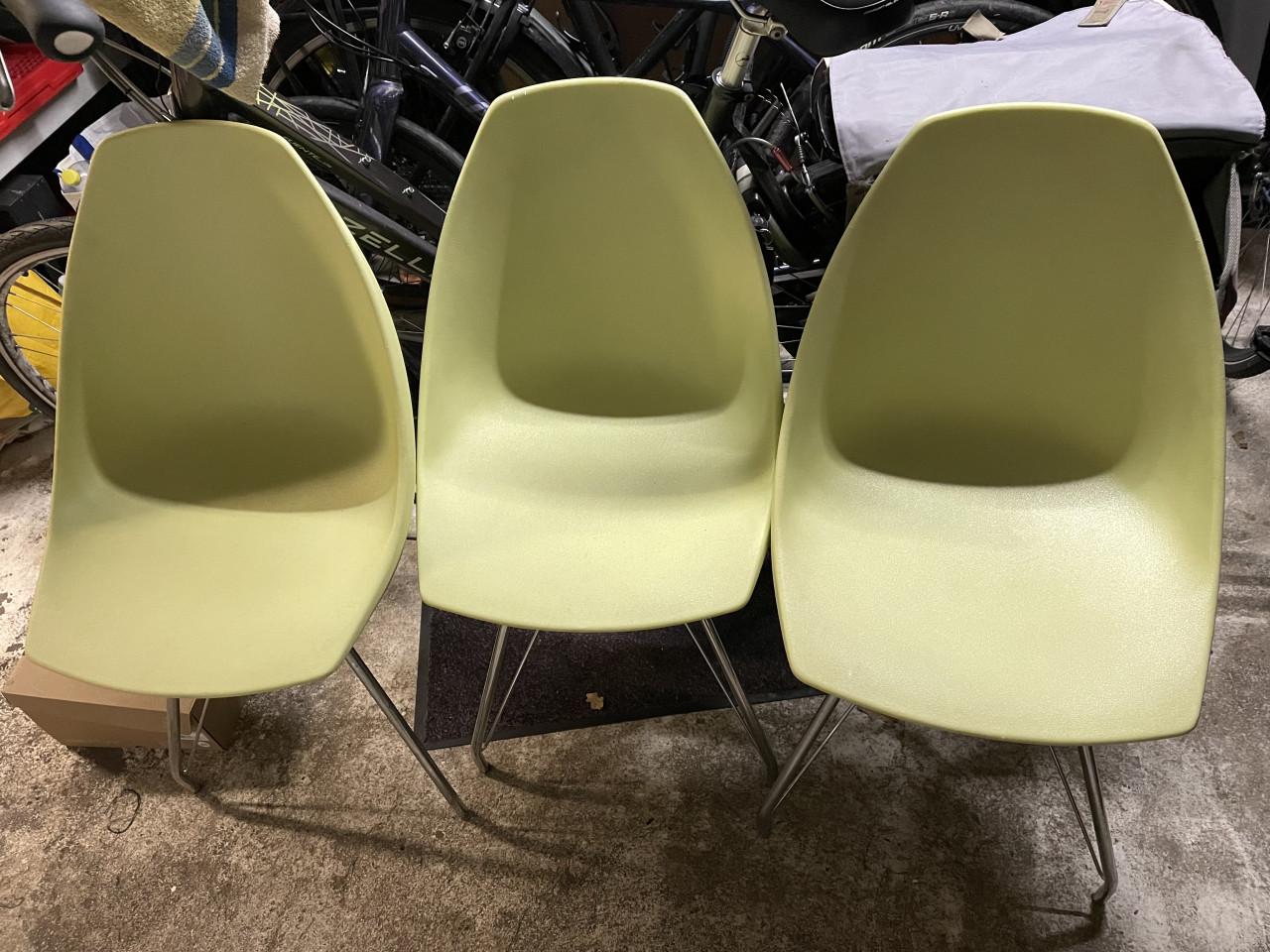3 groene eetkamer stoelen