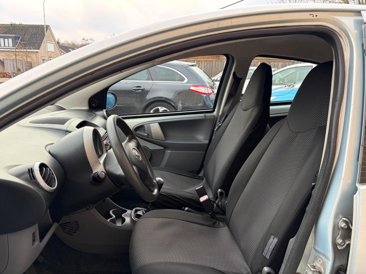 Toyota Aygo 1.0-12v Vvt-i 5DRS 2007