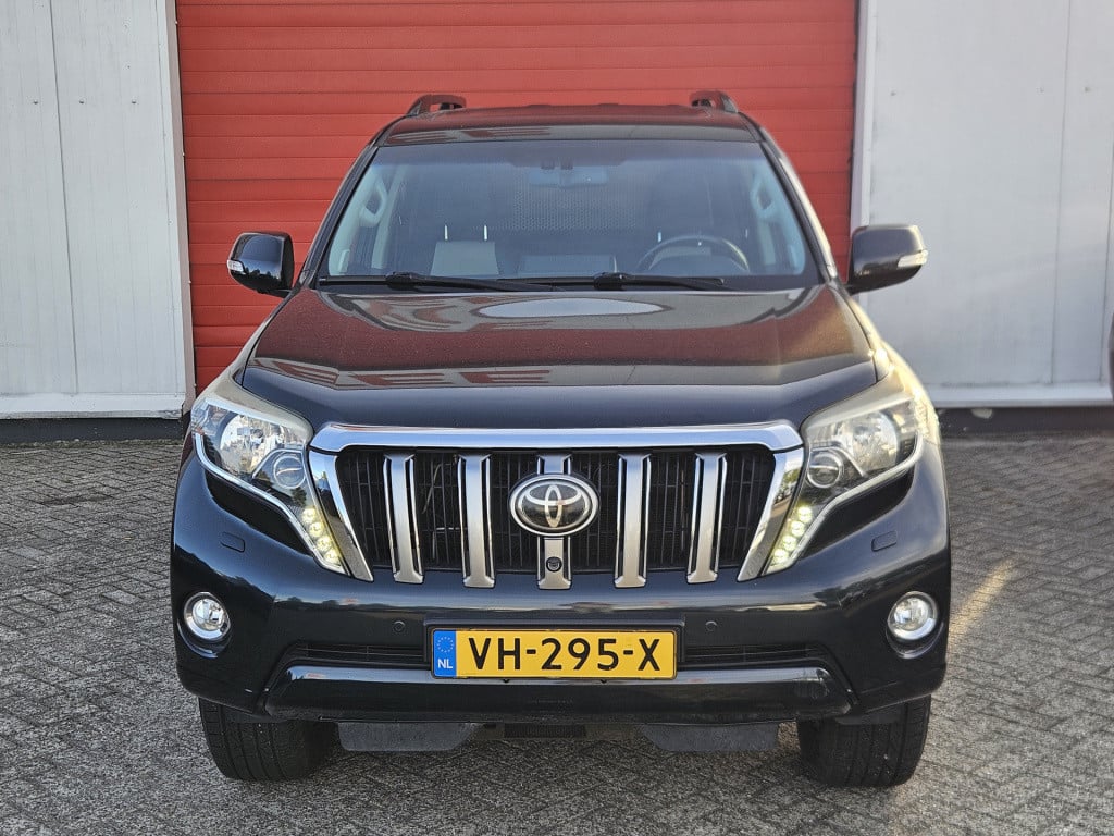 Toyota Land Cruiser 3.0 d-4d-f lx | super bijtelling! | grijs kenteken