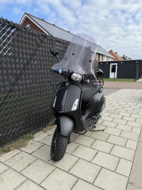 Vespa Sprint Notte 2019 iGet | snor | ±55 km/u | 22.713 km