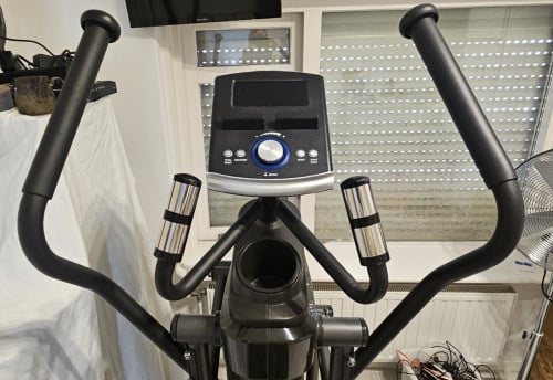 Crosstrainer Cardiostrong EX70