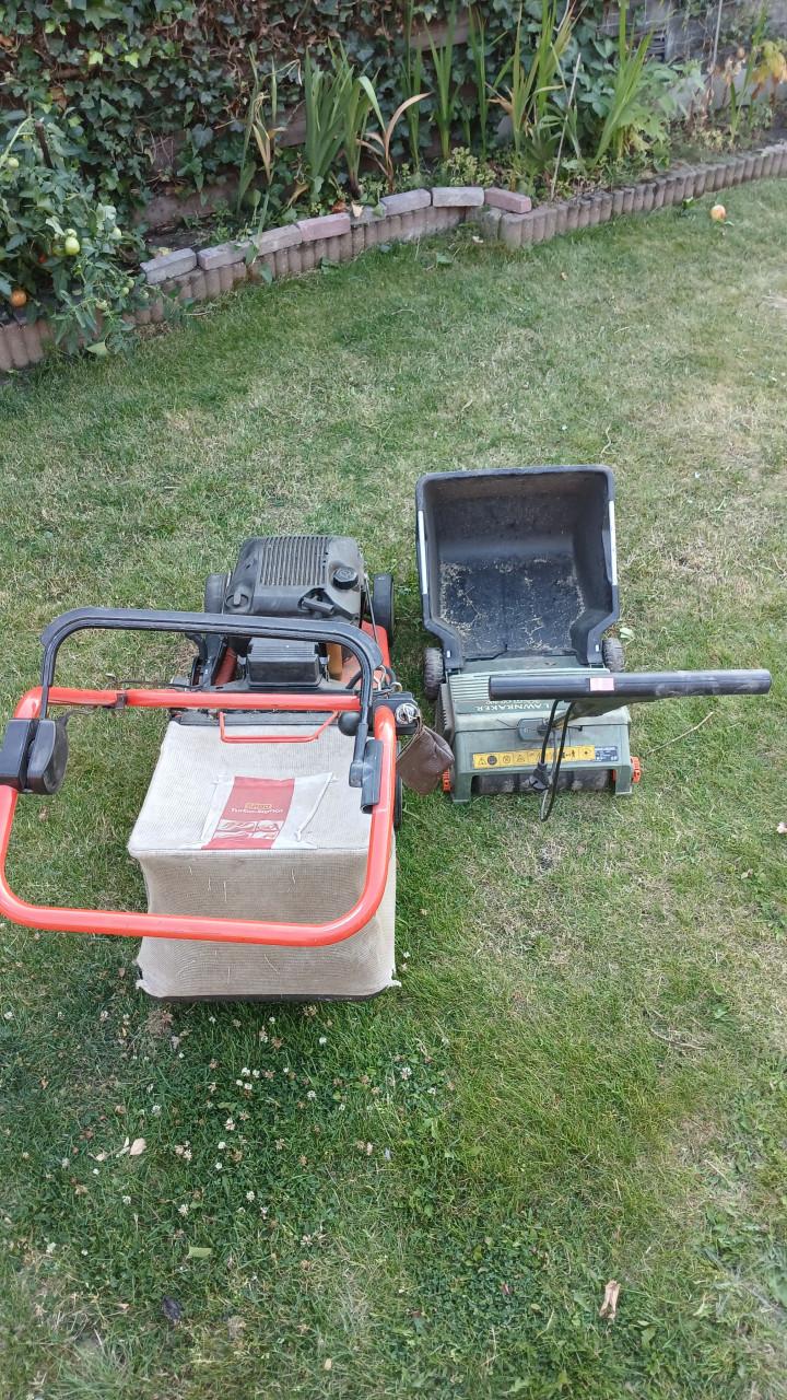 Grasmaaier en verticuteermachine