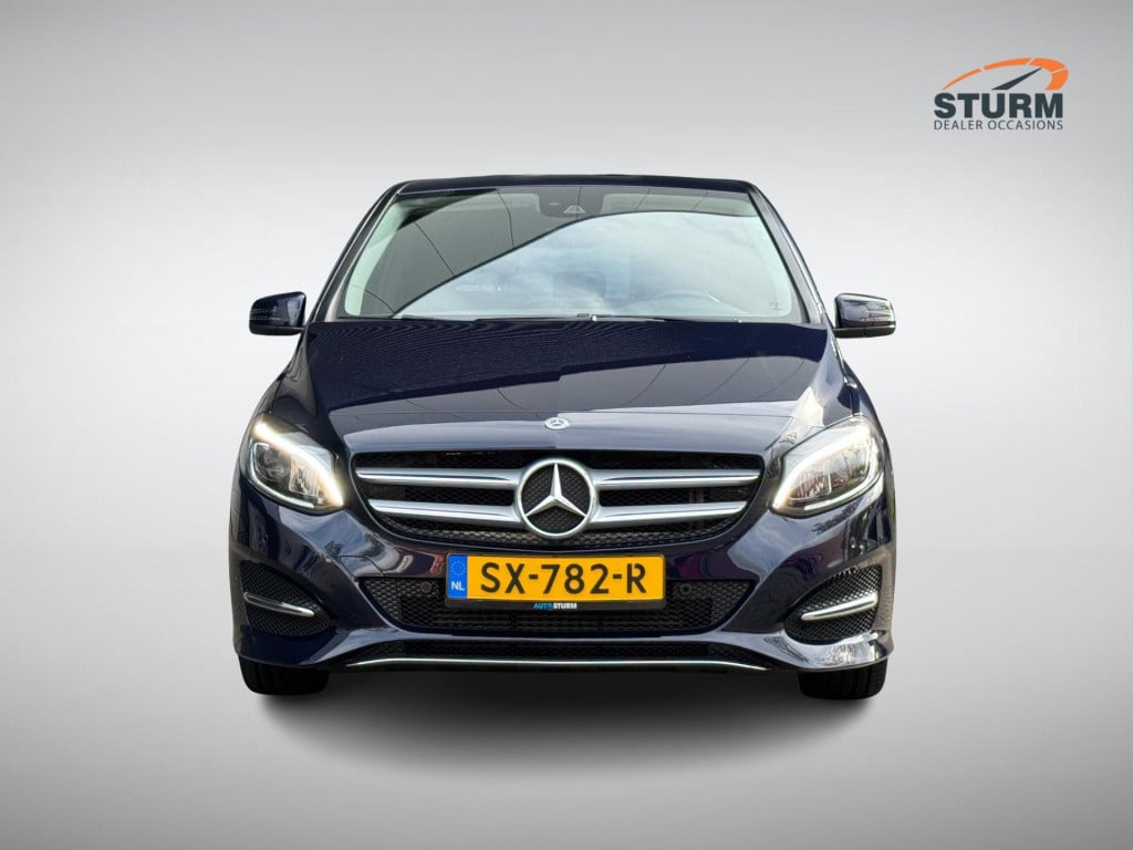 Mercedes-Benz B-Klasse 200 ambition automaat, nl-auto trekhaak uitklapbaar!