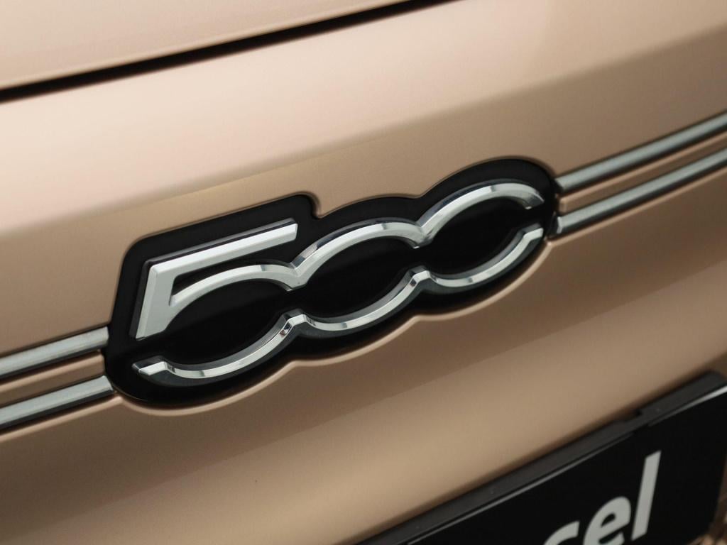 Fiat 500e icon 42 kwh | panoramadak | apple carplay / android auto | climat