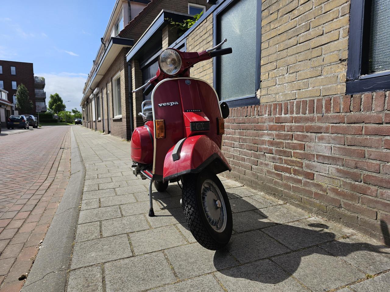 Vespa  px80