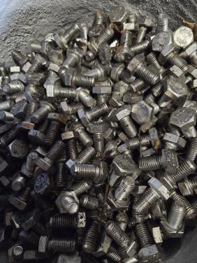 Rvs bout m10 20mm lang  , m10 moeren