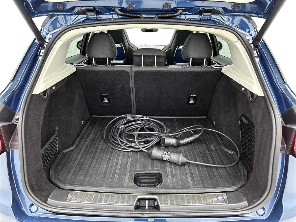 Lynk & Co 01 1.5 panodak | stoelverwarming | stoelgeheugen